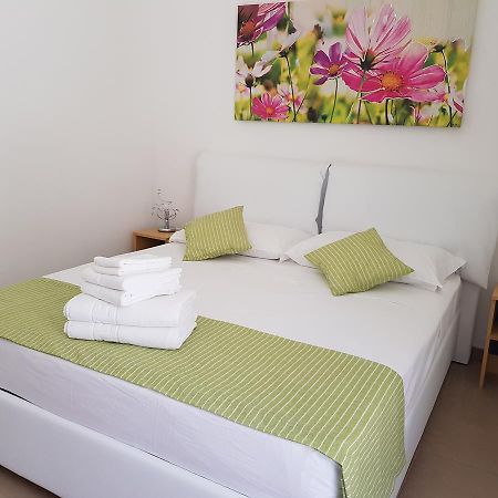 B&B Fior Di Mare 포르토 세자레오 외부 사진